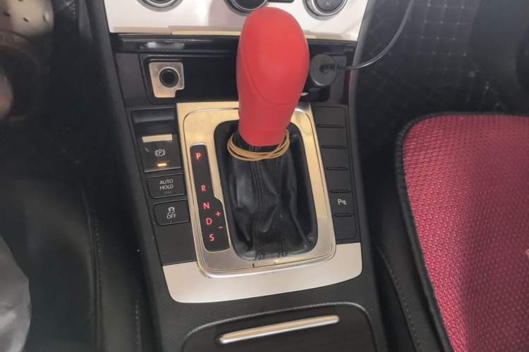 Used Volkswagen Magotan 2012 1.8TSI Luxury Model Gear Lever