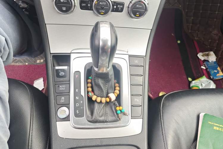 Used Volkswagen Magotan 2012 1.8TSI Prestige Model Gear Lever