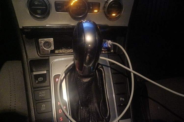 Used Volkswagen Magotan 2012 Revised 1.8TSI Luxury Version Gear Lever