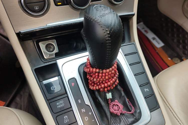 Used Volkswagen Magotan 2012 1.8TSI Luxury Model Gear Lever