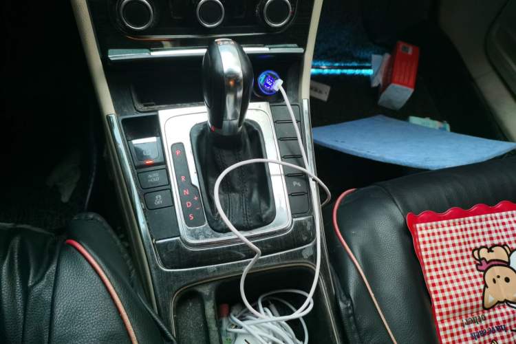 Used Volkswagen Magotan 2012 Revised Version 1.8TSI Leading Edition Gear Lever