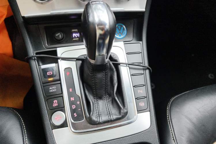 Used Volkswagen Magotan 2012 3.0 FSI Flagship Edition Gear Lever