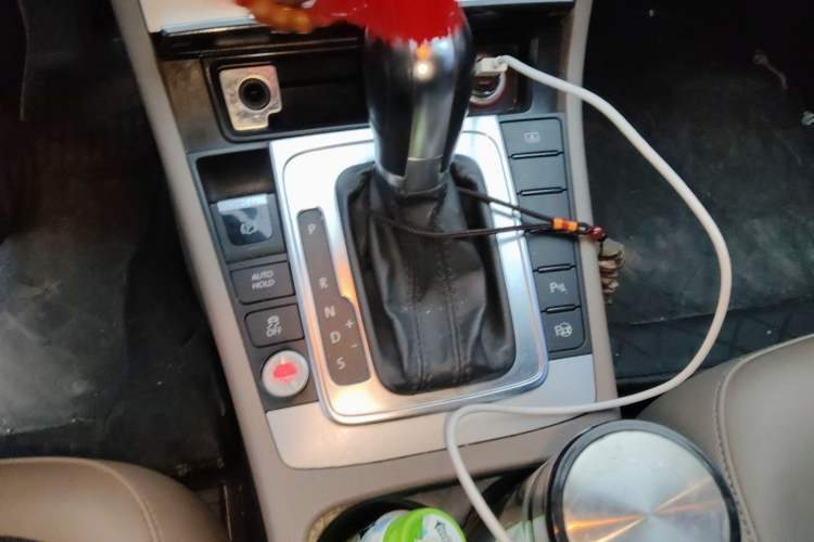 Used Volkswagen Magotan 2012 Facelift 1.8TSI Prestige Model Gear Lever