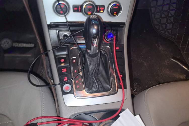 Used Volkswagen Magotan 2012 Facelift 1.8TSI Prestige Model Gear Lever