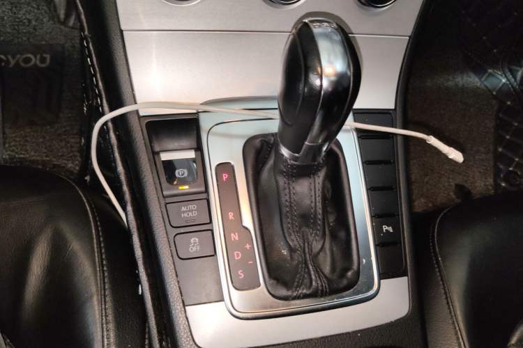 Used Volkswagen Magotan 2012 1.8TSI Luxury Model Gear Lever