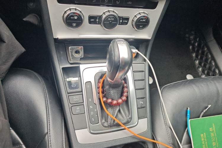 Used Volkswagen Magotan 2012 Revised 1.4 TSI Luxury Version Gear Lever