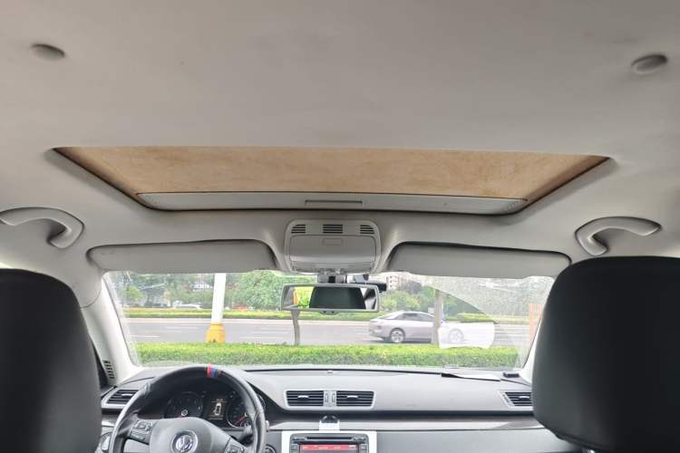 Used Volkswagen Magotan 2012 1.8TSI Prestige Model Headliner