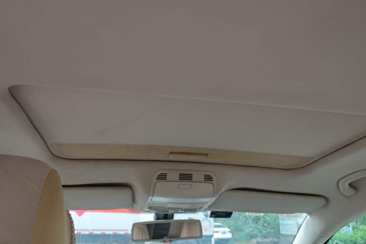 Used Volkswagen Magotan 2012 1.8TSI Prestige Model Headliner