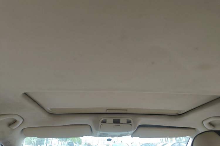 Used Volkswagen Magotan 2012 1.8TSI Luxury Model Headliner