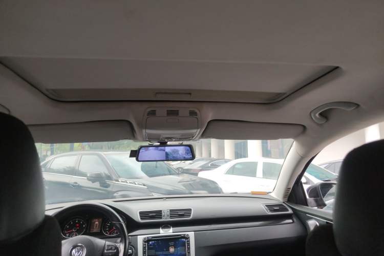 Used Volkswagen Magotan 2012 Revised 1.8TSI Luxury Version Headliner