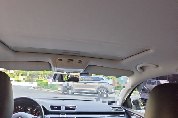 Used Volkswagen Magotan 2012 Revised Version 2.0 TSI Luxury Edition Headliner
