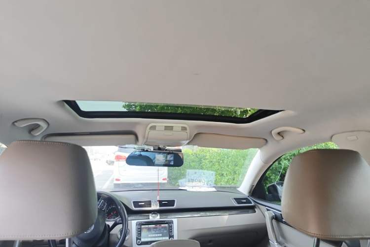 Used Volkswagen Magotan 2012 Facelift 2.0 TSI Prestige Model Headliner