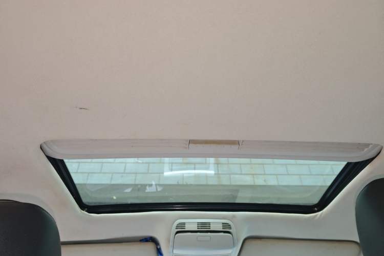 Used Volkswagen Magotan 2012 Revised 1.8TSI Luxury Version Headliner