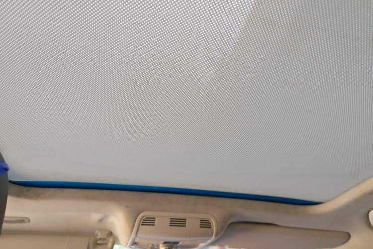 Used Volkswagen Magotan 2012 Travel Edition 2.0 TSI Four-Wheel Drive Luxury Version Headliner