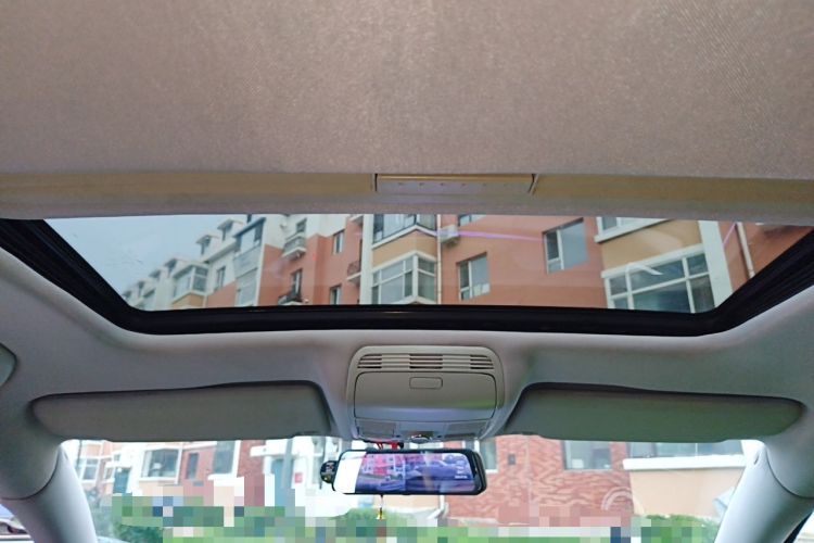 Used Volkswagen Magotan 2012 1.8TSI Luxury Model Headliner