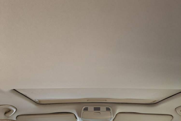 Used Volkswagen Magotan 2012 Revised 1.8TSI Luxury Version Headliner