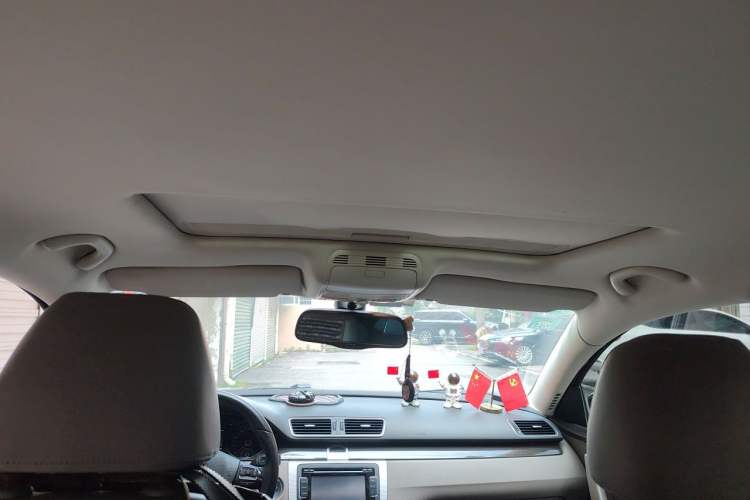 Used Volkswagen Magotan 2012 1.8TSI Prestige Model Headliner