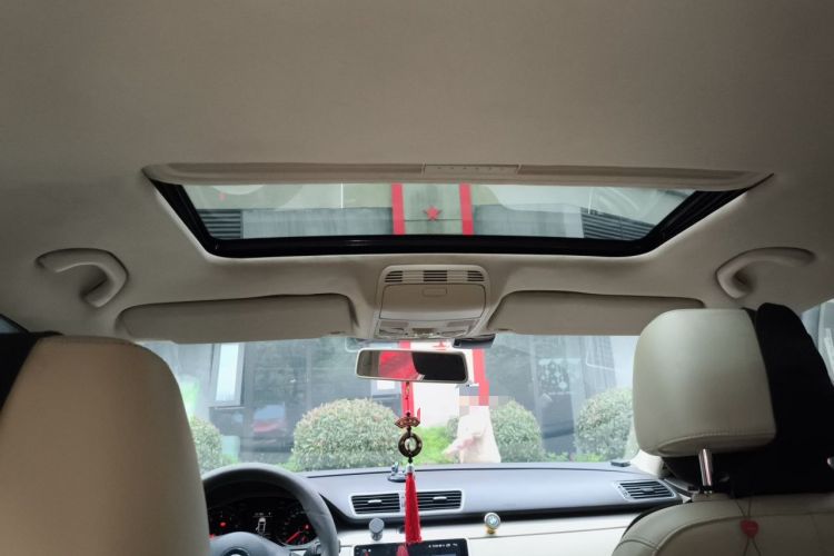 Used Volkswagen Magotan 2012 Revised 1.8TSI Luxury Version Headliner