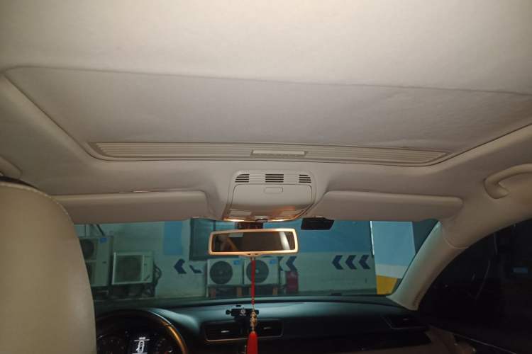 Used Volkswagen Magotan 2012 1.8TSI Prestige Model Headliner