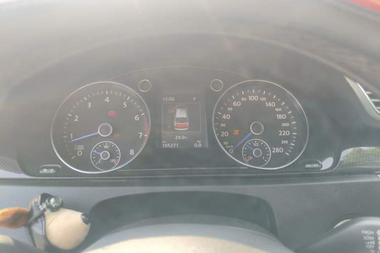 Used Volkswagen Magotan 2012 Facelift 1.8TSI Prestige Model Instrument Cluster