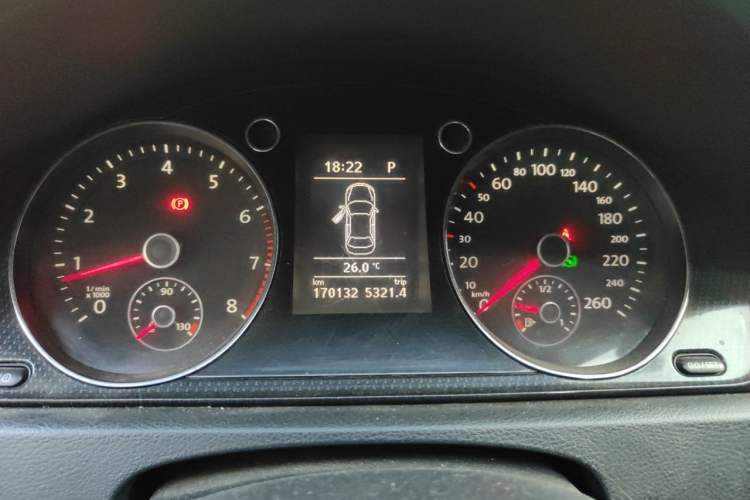 Used Volkswagen Magotan 2012 Revised 1.8TSI Luxury Version Instrument Cluster