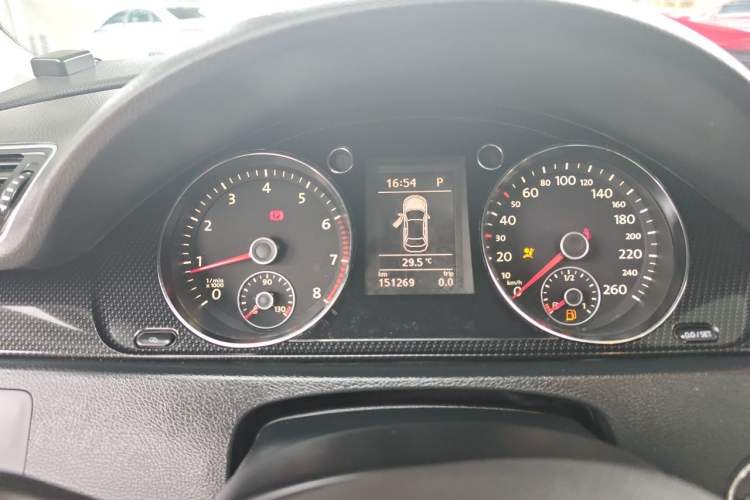 Used Volkswagen Magotan 2012 1.8TSI Luxury Model Instrument Cluster