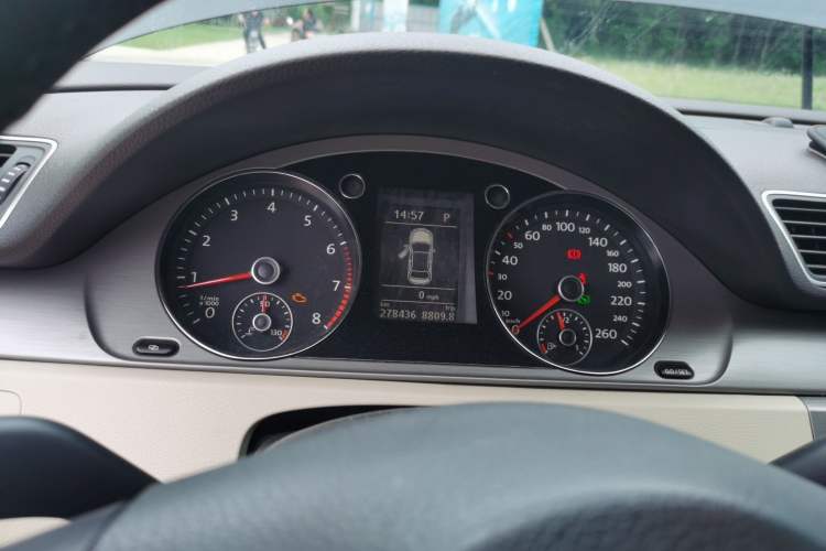 Used Volkswagen Magotan 2012 1.8TSI Luxury Model Instrument Cluster
