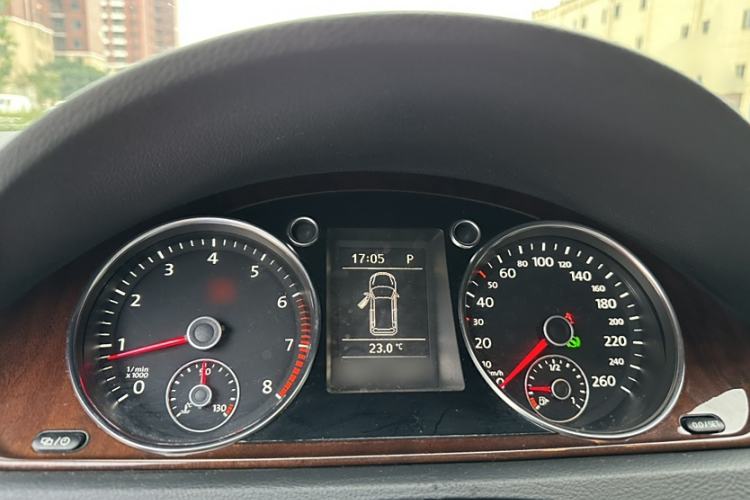 Used Volkswagen Magotan 2012 Travel Edition 2.0 TSI Comfort Version Instrument Cluster