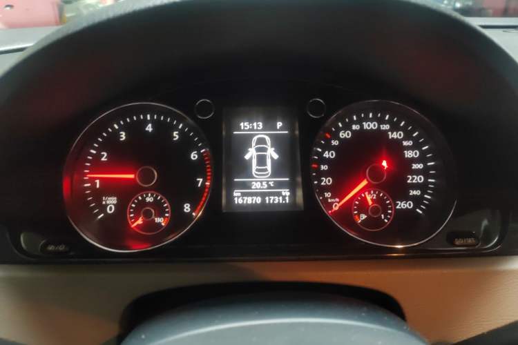 Used Volkswagen Magotan 2012 Facelift 1.8TSI Prestige Model Instrument Cluster