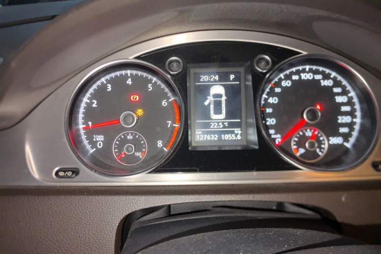 Used Volkswagen Magotan 2012 Travel Edition 2.0 TSI 4x4 Comfort Version Instrument Cluster