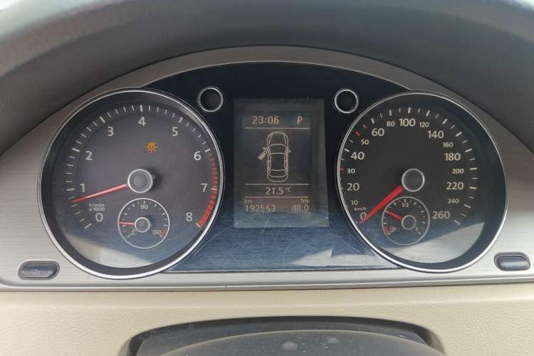 Used Volkswagen Magotan 2012 1.8TSI Luxury Model Instrument Cluster