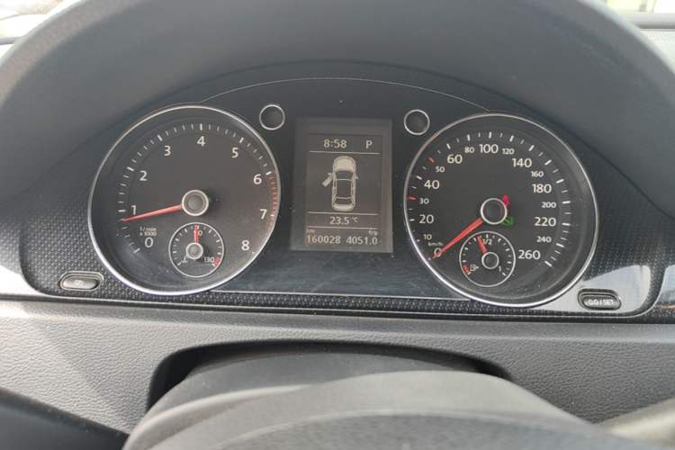 Used Volkswagen Magotan 2012 1.8TSI Luxury Model Instrument Cluster