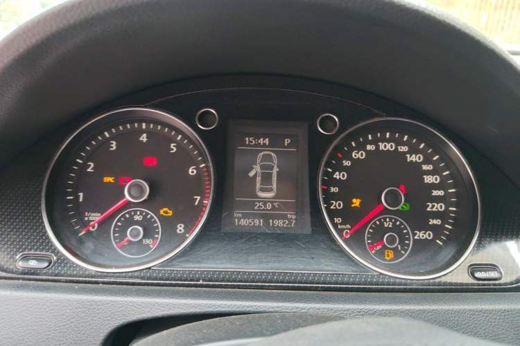 Used Volkswagen Magotan 2012 1.8TSI Luxury Model Instrument Cluster