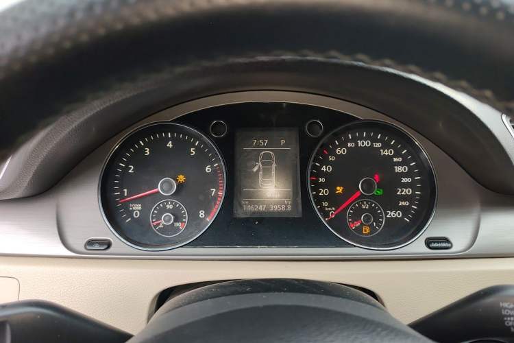 Used Volkswagen Magotan 2012 1.8TSI Luxury Model Instrument Cluster