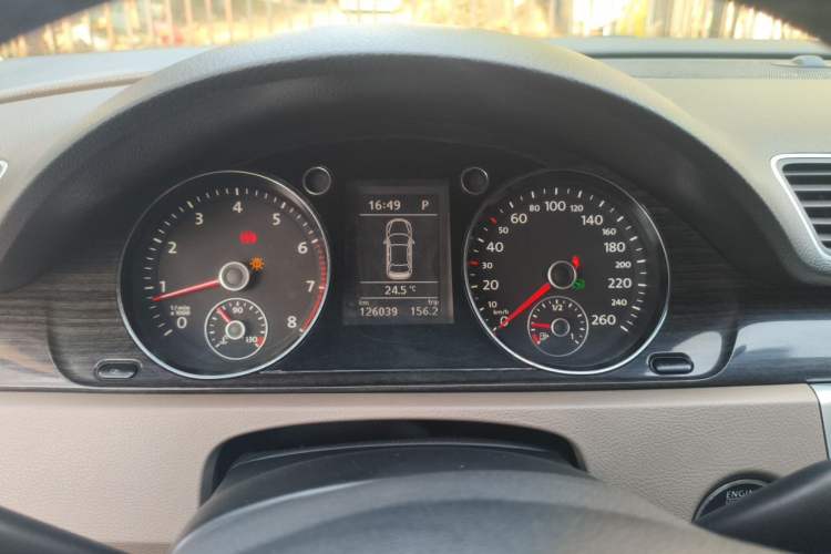 Used Volkswagen Magotan 2012 2.0 TSI Prestige Edition Instrument Cluster