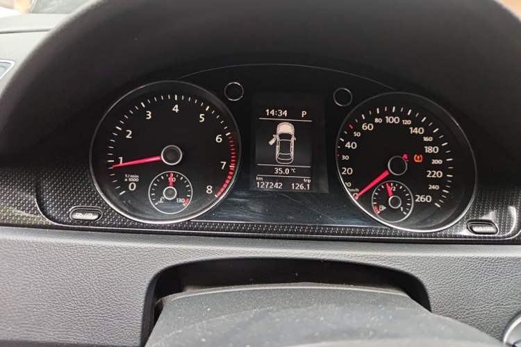 Used Volkswagen Magotan 2012 Revised 1.8TSI Luxury Version Instrument Cluster