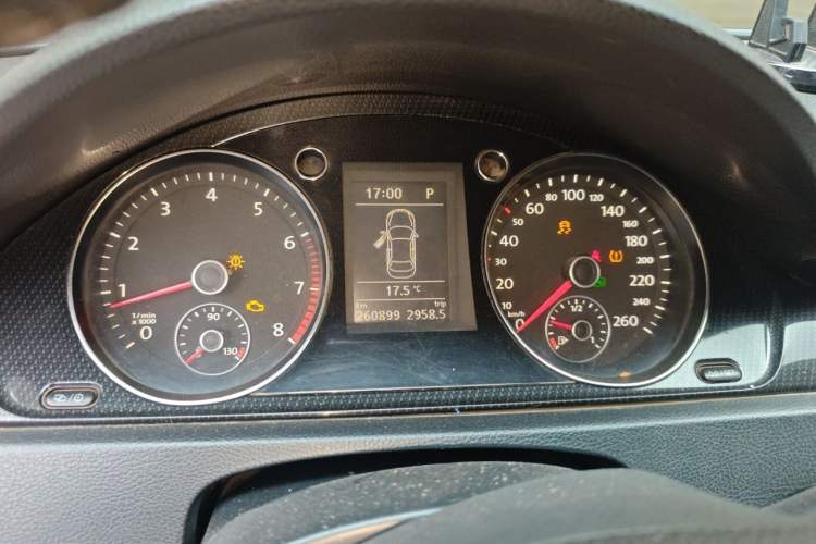 Used Volkswagen Magotan 2012 Revised 1.8TSI Luxury Version Instrument Cluster