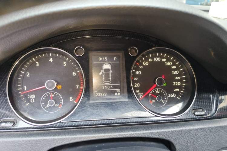 Used Volkswagen Magotan 2012 Revised 1.8TSI Luxury Version Instrument Cluster