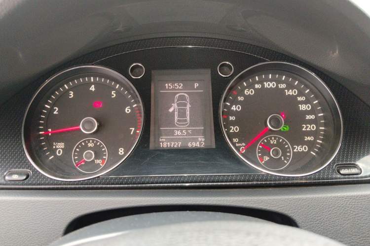 Used Volkswagen Magotan 2012 1.8TSI Luxury Model Instrument Cluster