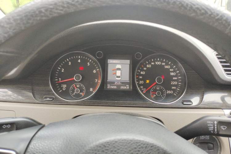 Used Volkswagen Magotan 2012 2.0 TSI Ultimate Edition Instrument Cluster