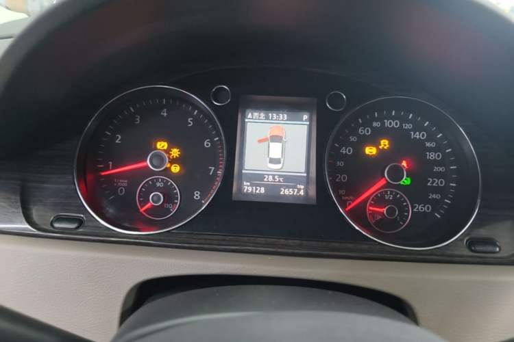 Used Volkswagen Magotan 2012 2.0 TSI Prestige Edition Instrument Cluster