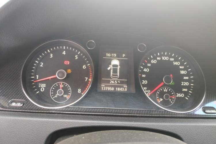 Used Volkswagen Magotan 2012 Revised 1.8TSI Luxury Version Instrument Cluster