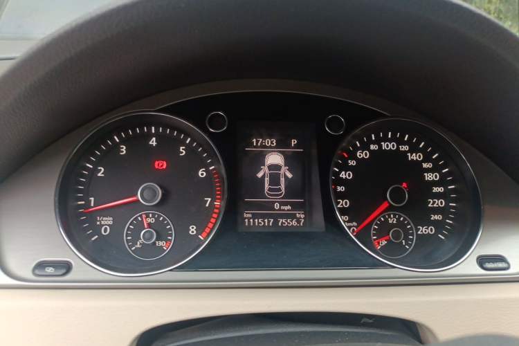 Used Volkswagen Magotan 2012 Revised Version 1.8TSI Leading Edition Instrument Cluster