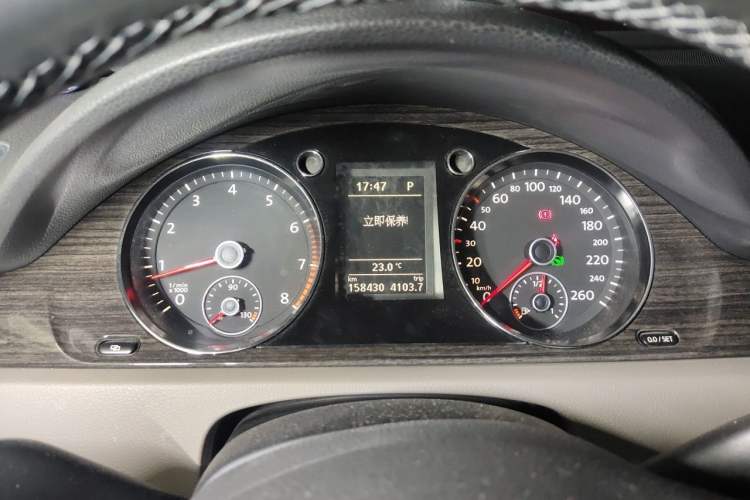 Used Volkswagen Magotan 2012 2.0 TSI Ultimate Edition Instrument Cluster