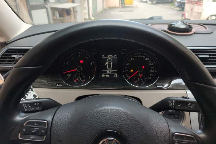 Used Volkswagen Magotan 2012 1.8TSI Prestige Model Instrument Cluster