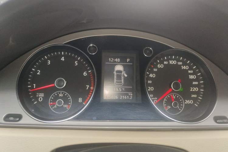 Used Volkswagen Magotan 2012 Revised 1.8TSI Luxury Version Instrument Cluster