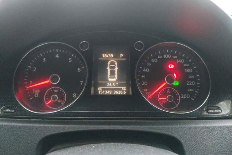 Used Volkswagen Magotan 2012 1.4TSI Luxury Model Instrument Cluster