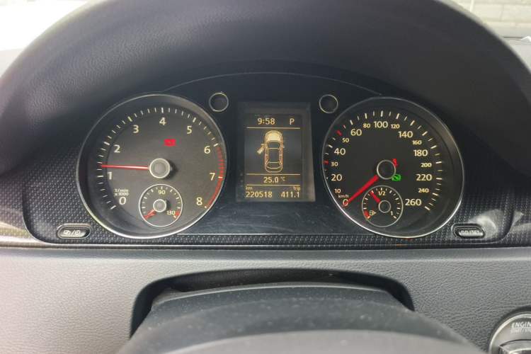 Used Volkswagen Magotan 2012 Revised 1.8TSI Luxury Version Instrument Cluster