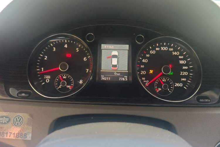 Used Volkswagen Magotan 2012 2.0 TSI Ultimate Edition Instrument Cluster