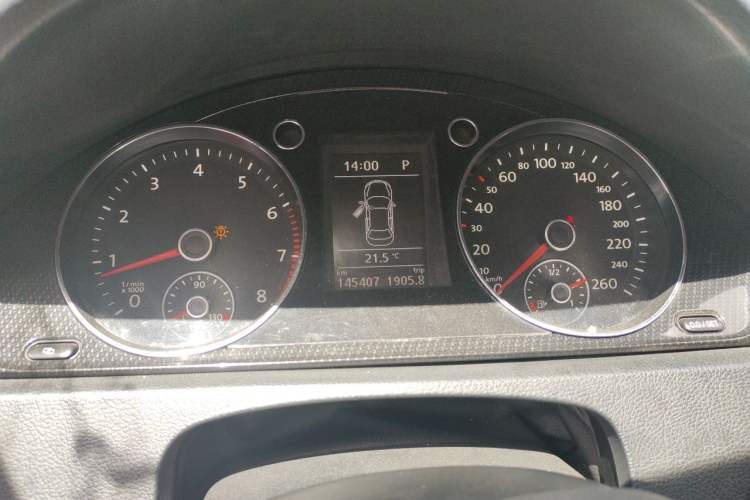 Used Volkswagen Magotan 2012 1.8TSI Luxury Model Instrument Cluster